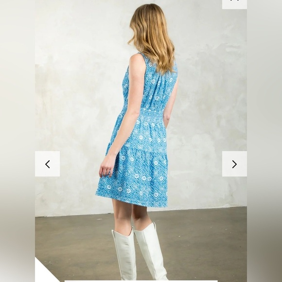 THML Nora Smocked Waist Print Dress M - Picture 4 of 15